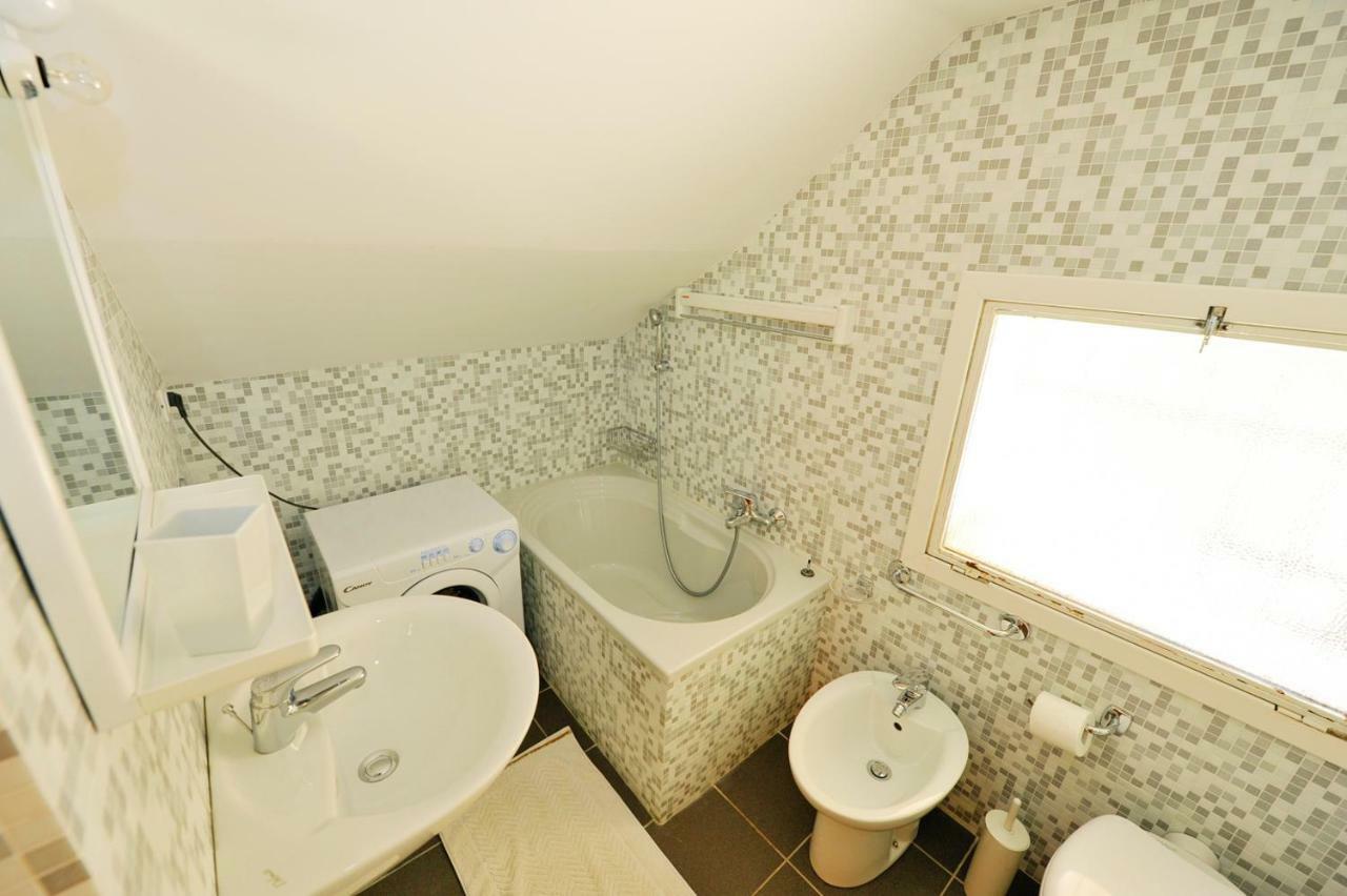 Ca' Bernarda Apartment Венеция Екстериор снимка